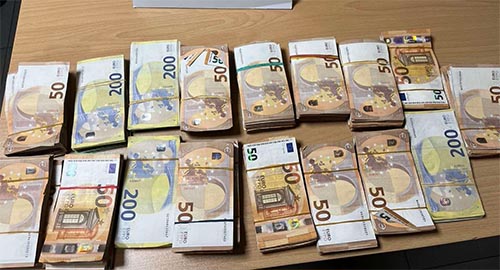 270 000 гривен в манатах